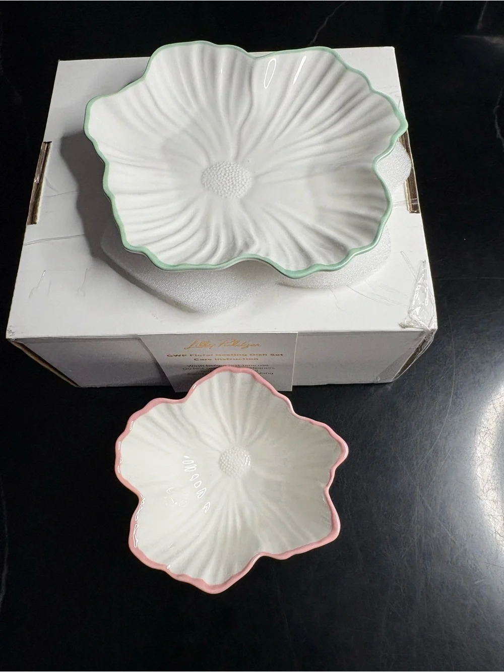 Lilly Pulitzer ceramic floral nesting dish set